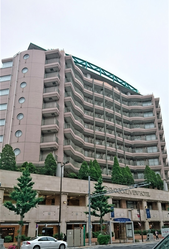 ちゃんこ鍋の付いた和朝食がよい