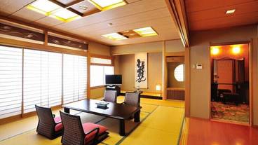 客室内のダイニングエリア / 13