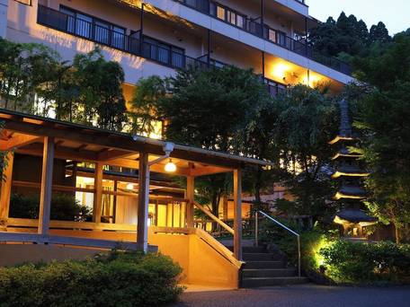 湯河原 源泉のお宿 千代田荘（chiyodasou） / 1