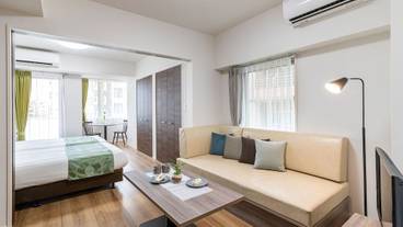 客室 / 7