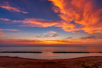 Sea of Japan and sunset at dusk (sunset) Murakami City Niigata