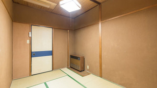 和室 2人部屋 共用バスルーム  喫煙可