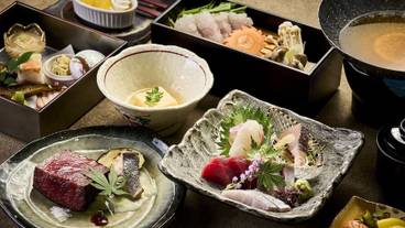 食事・飲み物 / 5