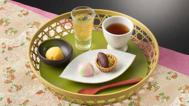 食事・飲み物 / 3