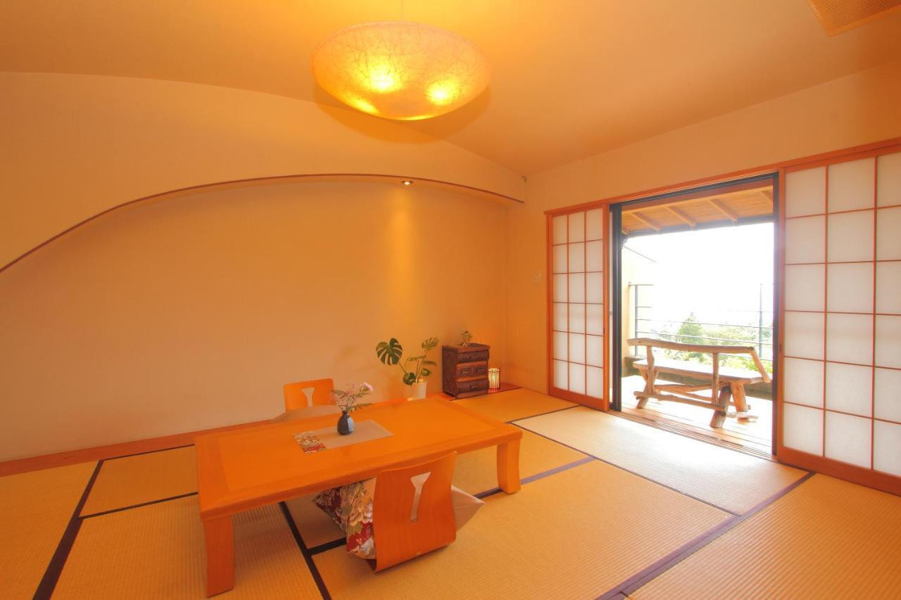 高台から海を望む客室露天風呂3438226