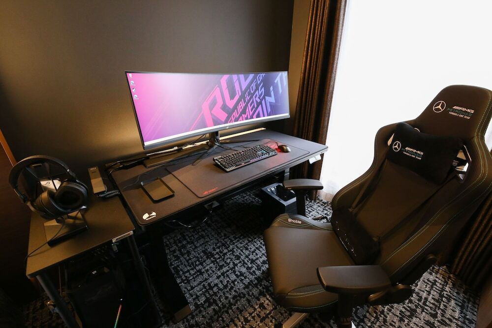 ゲーミングルームも！充実の没入体験が叶う4573375