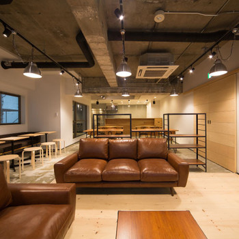 大通公園も徒歩で行ける、道内最大級のゲストハウス4086697