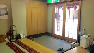 内部エントランス / 2