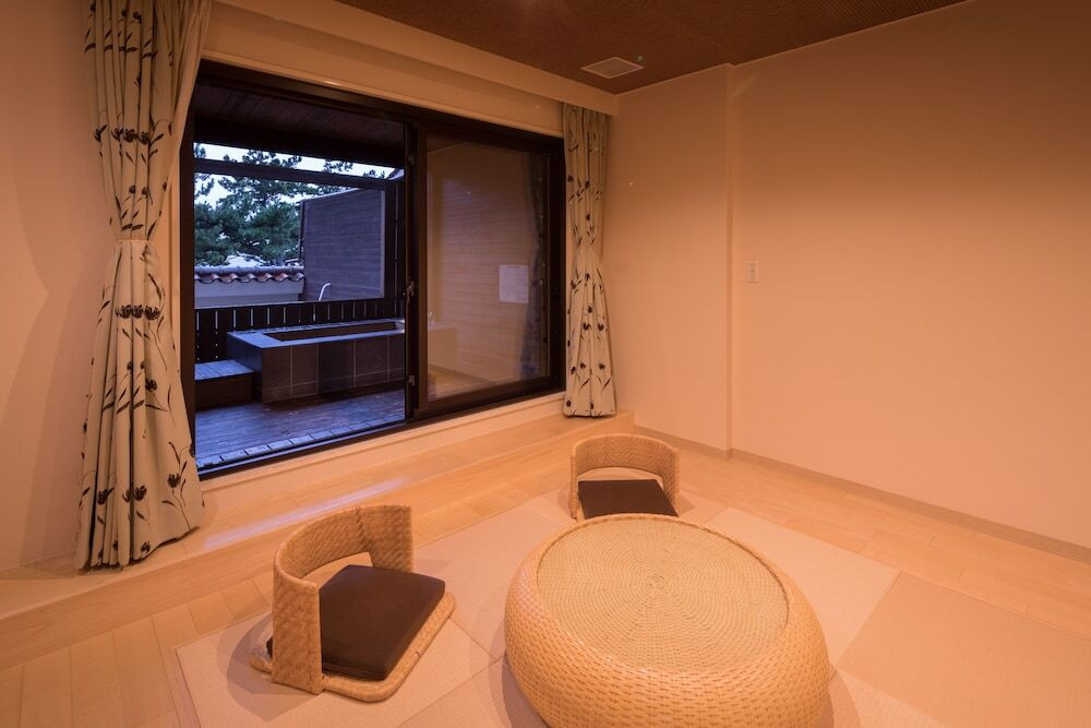 露天風呂付モダン和室【202】