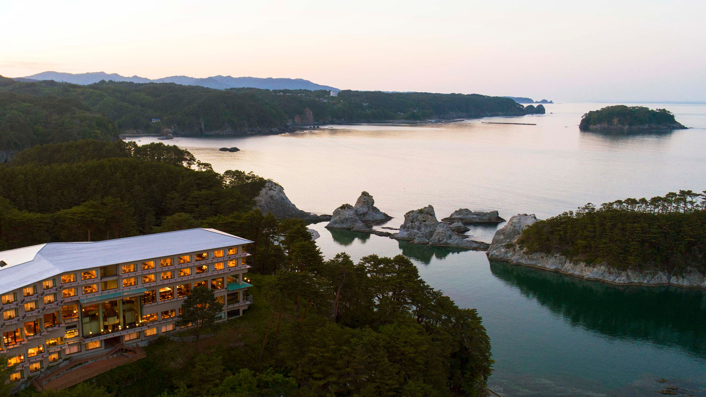 景勝地を眺めながら三陸の恵みをいただく朝食4021497