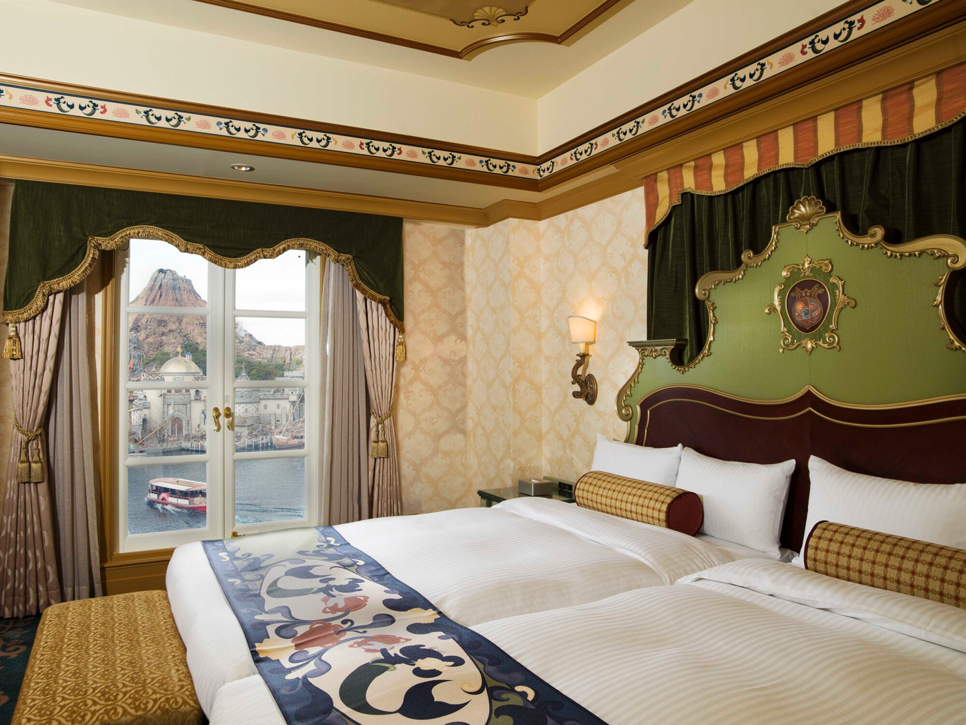 ワクワクが止まらない♪海外バカンス気分に浸れるクラシックなホテル3463656