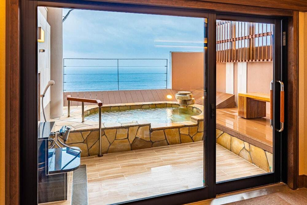 チェックアウトは12時♪伊豆七島まで眺められる絶景の宿4047014