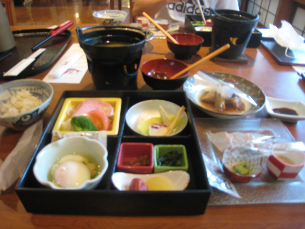 朝食