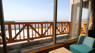 2階和室18畳（トイレ・洗面付き）