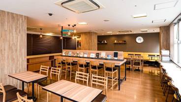 朝食スペース / 10