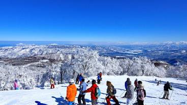 スノー スポーツとスキー / 2