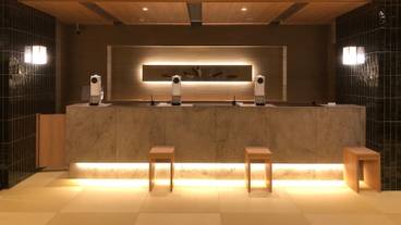 フロントデスク / 3