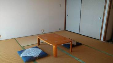 客室 / 3