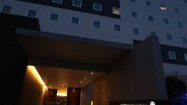 施設の入り口 / 15