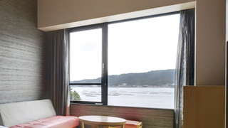 スーペリアツインルーム　禁煙【海側】セパレートバス