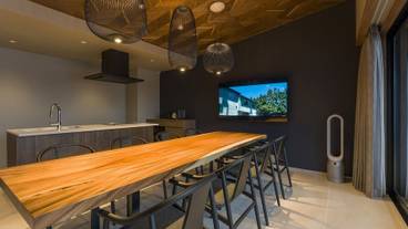 客室内のダイニングエリア / 20