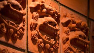 壁のシーサー / 5