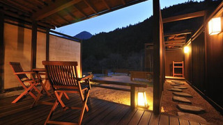 【桐】桧の露天風呂付き客室