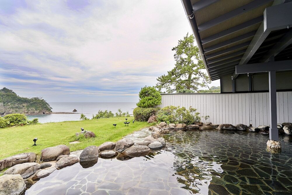 全室露天風呂付き！フリーフローサービスが嬉しい絶景リゾート3915509