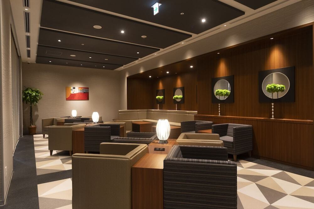 ロビーラウンジ