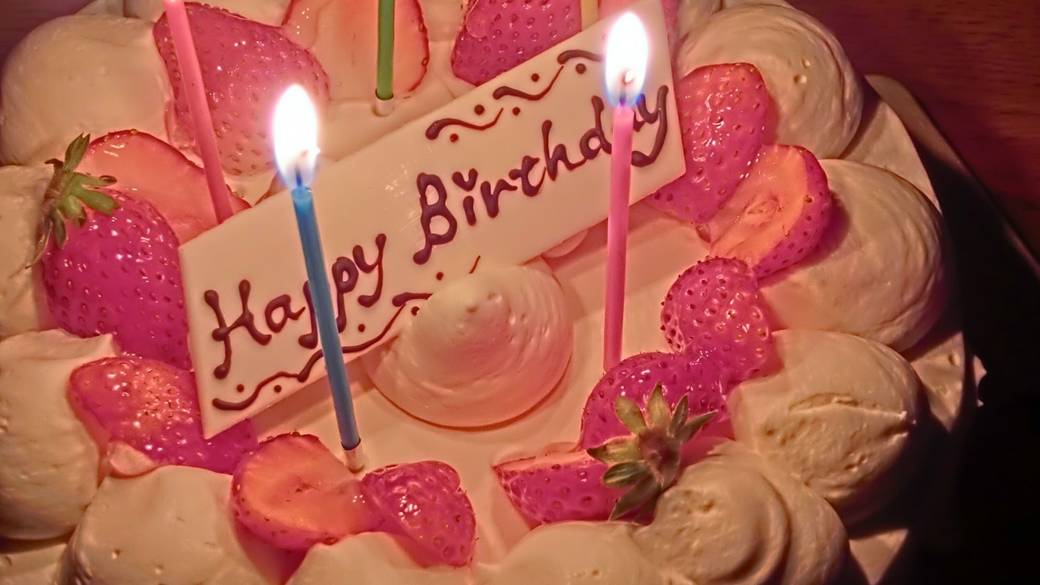 誕生日ケーキの例 / 1
