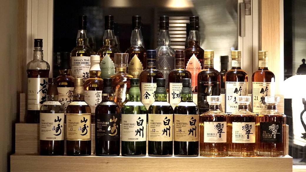 食後は素敵なバーで
しっとり過ごして / 1