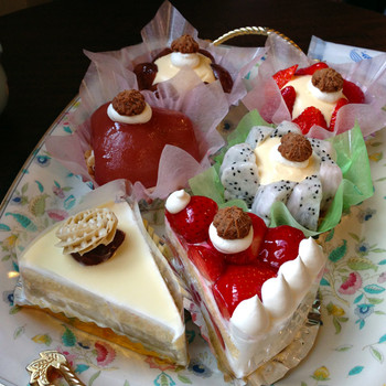 「カフェ フロインドリーブ 本店」料理 1054695 この日のタルトラインナップ
