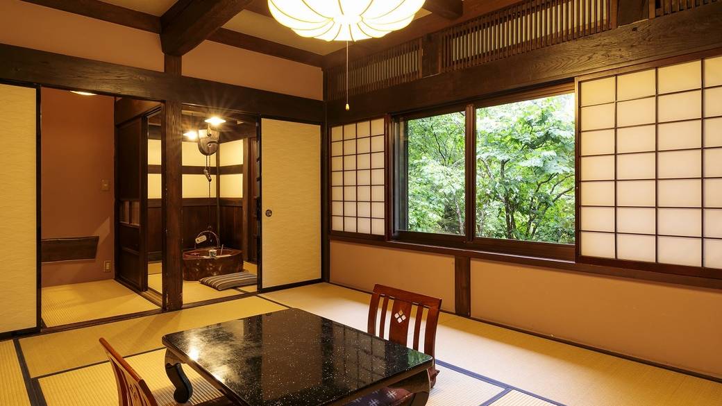 囲炉裏付きの客室 / 1