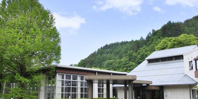 信州佐久 春日温泉 自然体感リゾート かすがの森（長野県 旅館） / 1