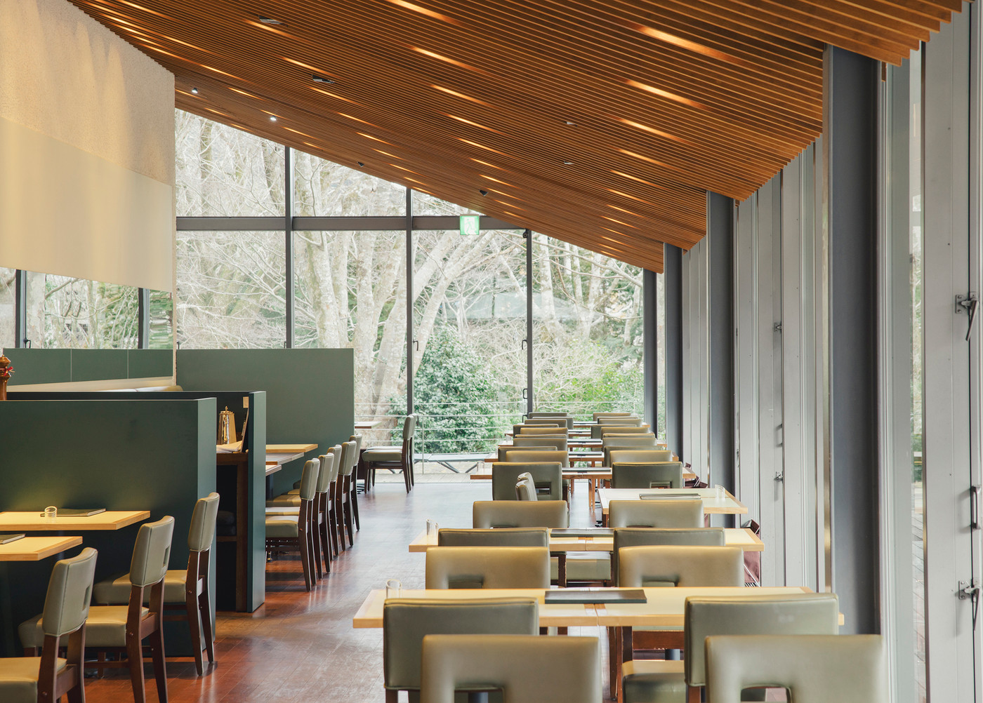 ２．「プランタン Allez! パルフェ」／箱根ラリック美術館 箱根エモアテラス3373597