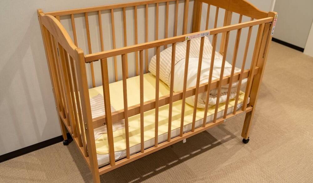 女湯 脱衣所のベビーベッド / 4