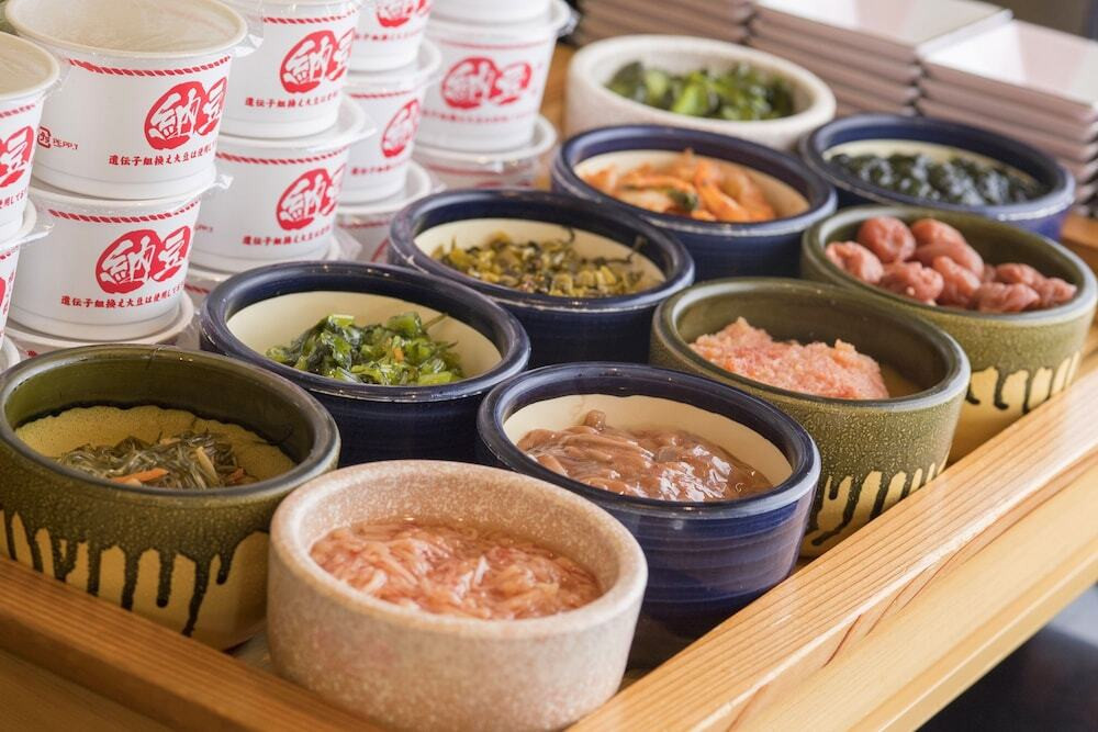 朝食ビュッフェでお腹いっぱいに3478412