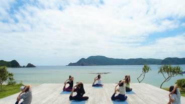 サンライズヨガ / 1