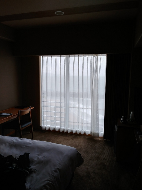 室内は浜辺の目の前！