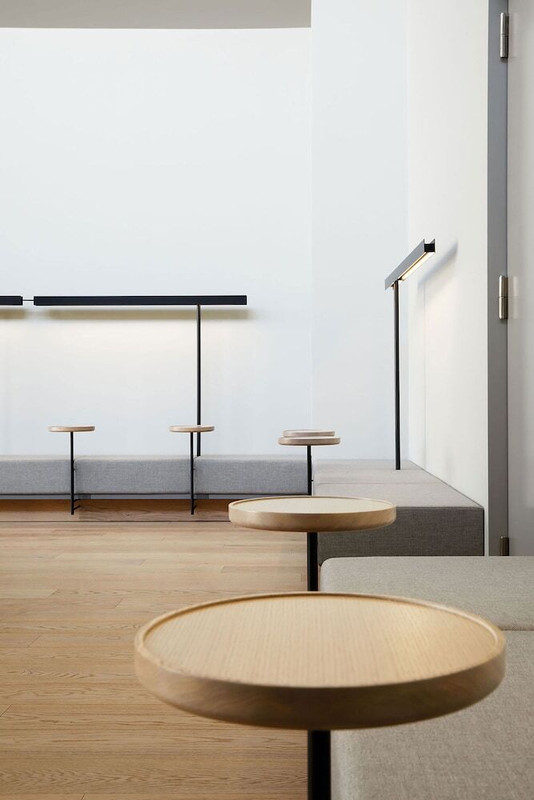 ロビーラウンジ