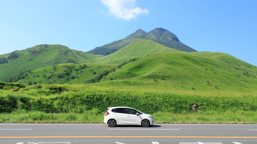 由布岳を眺めながらドライブ / 5