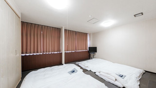 Japanese Room - Quadraple (Non-Smoking)