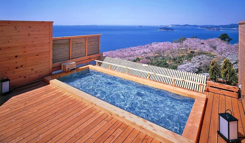 開放的な足湯付き♩
自慢の天空露天風呂 / 2