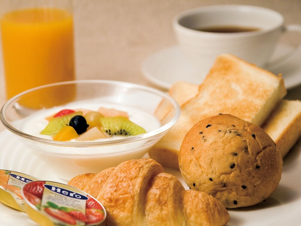 皇居を臨む景色は都心ならでは4070632