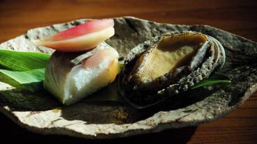 食事・飲み物 / 8