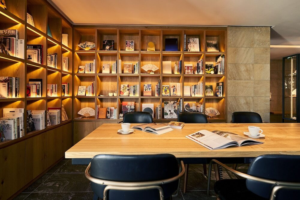 ロビー応接スペース