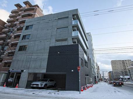 UCHI Living Stay Odori 11 / 2