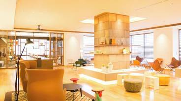 ロビー応接スペース / 9