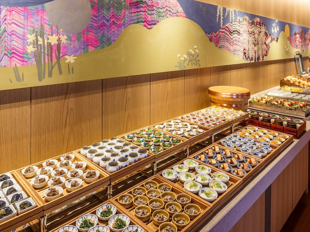 朝食