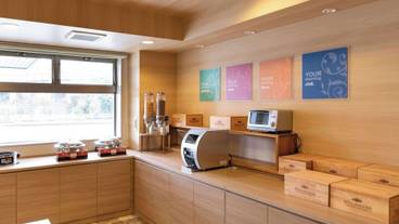 朝食スペース / 8